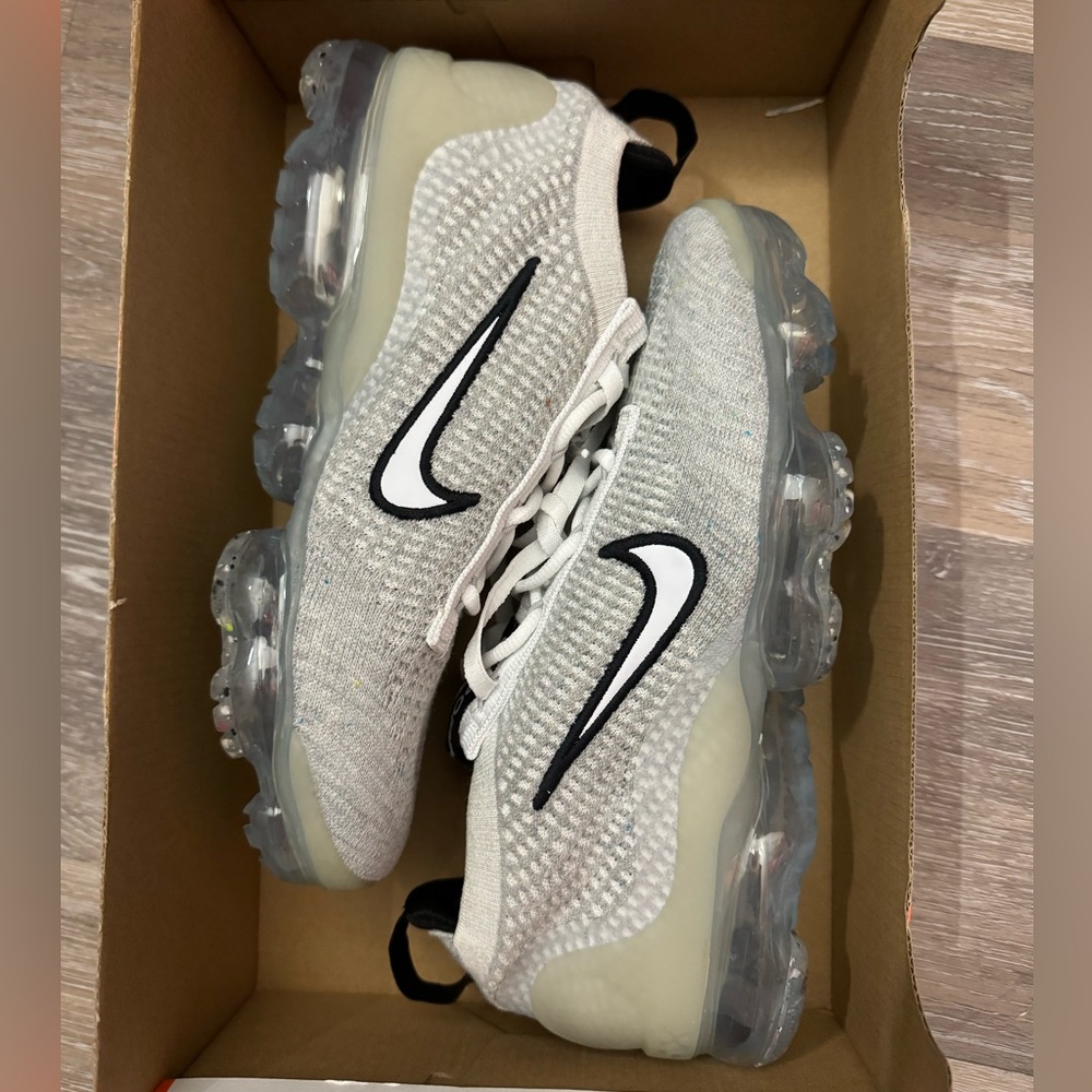 Women’s Nike Air Vapormax 2021 Flyknit Black Shade